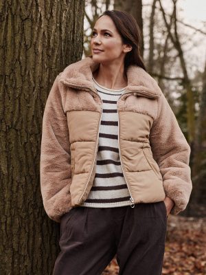 jacket EILEEN | shirt GARONNE | pants DIMITRI